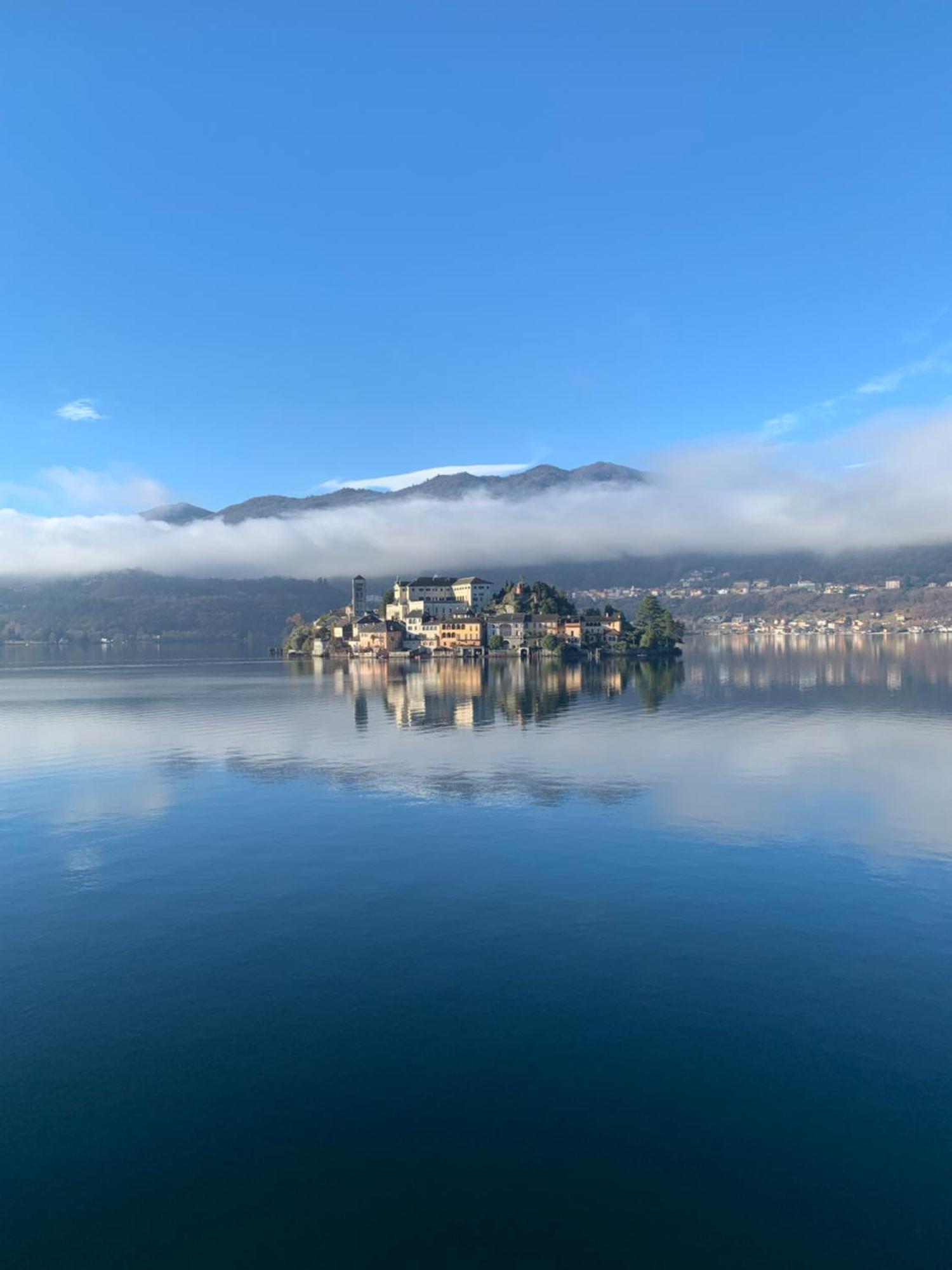 -Ortaflats- Appartamento L'Isola Orta San Giulio Bagian luar foto
