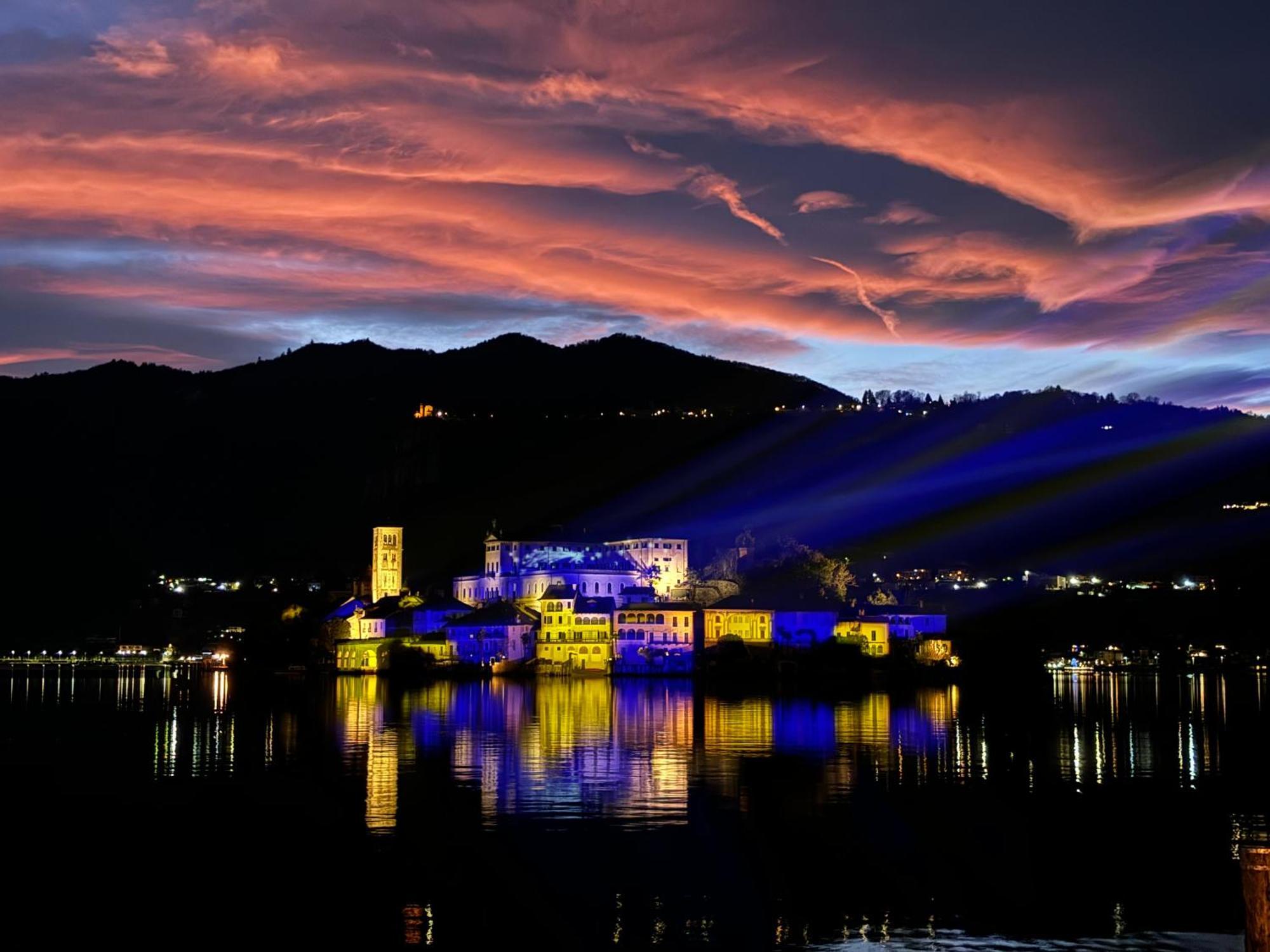 -Ortaflats- Appartamento L'Isola Orta San Giulio Bagian luar foto